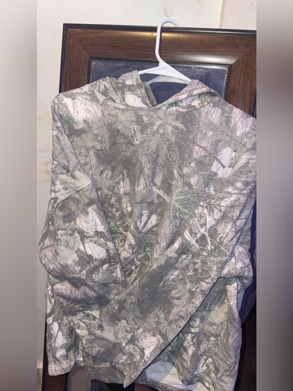 Women’s Camouflage Hoodie - Gray/Green